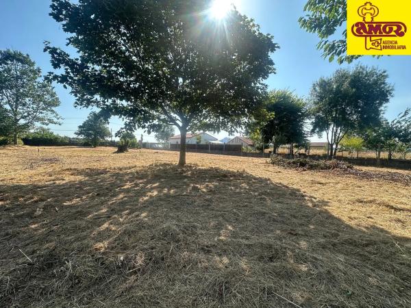 Terreno en Lugar Sales