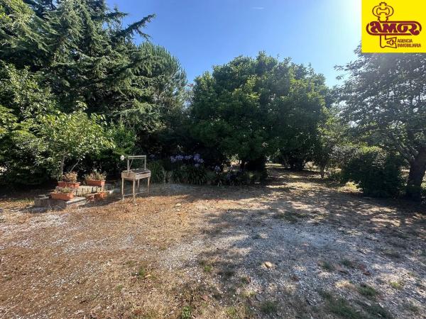 Terreno en Lugar Sales