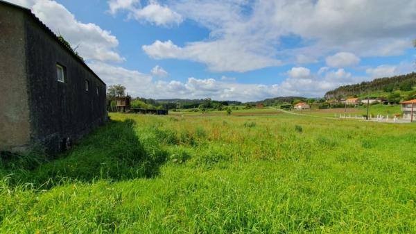 Terreno en carretera Vilar do Rei