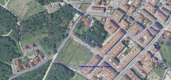 Terreno en calle do Xeixo, 8