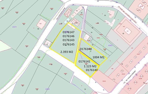 Terreno en calle do Xeixo, 8