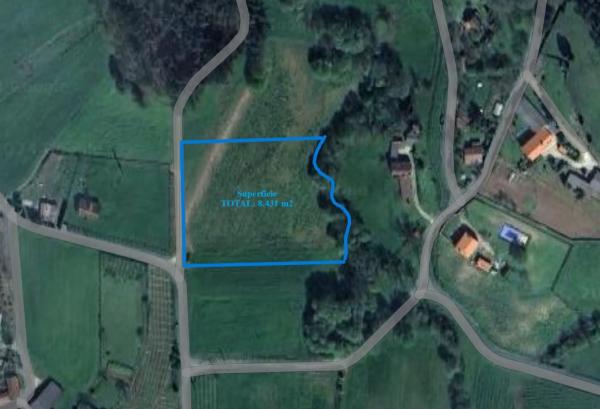 Terreno en canal s/n