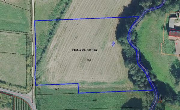 Terreno en canal s/n