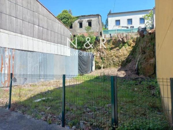 Terreno en calle da Torreira