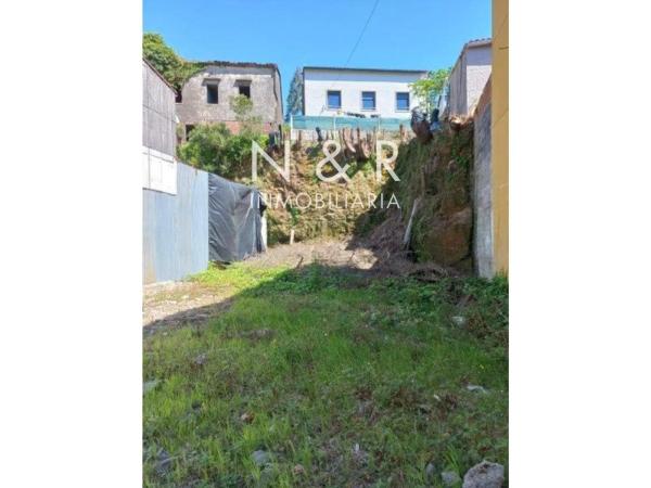 Terreno en calle da Torreira