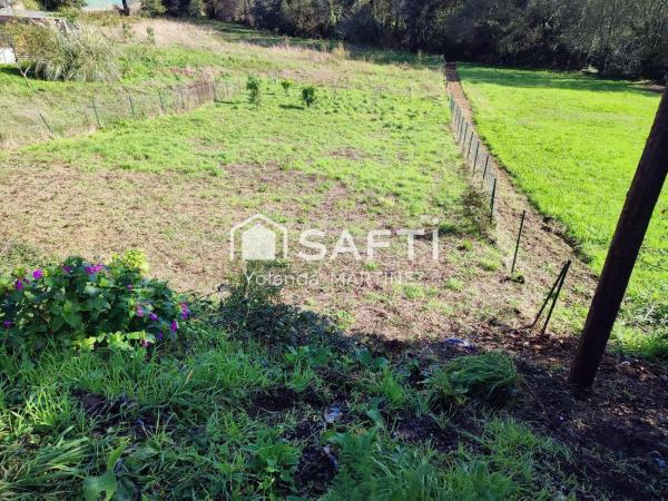 Terreno en calle de Amio