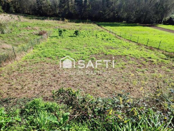 Terreno en calle de Amio