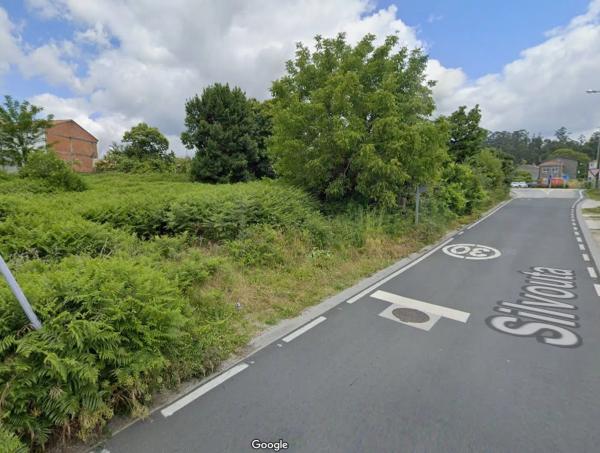 Terreno en calle de Muros