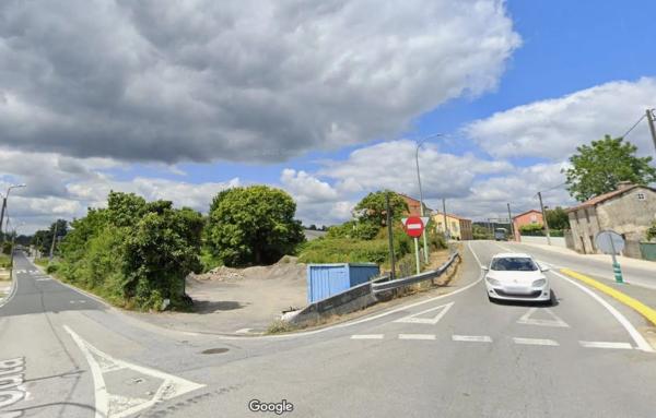 Terreno en calle de Muros