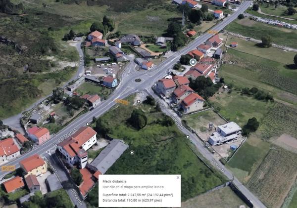 Terreno en calle de Muros