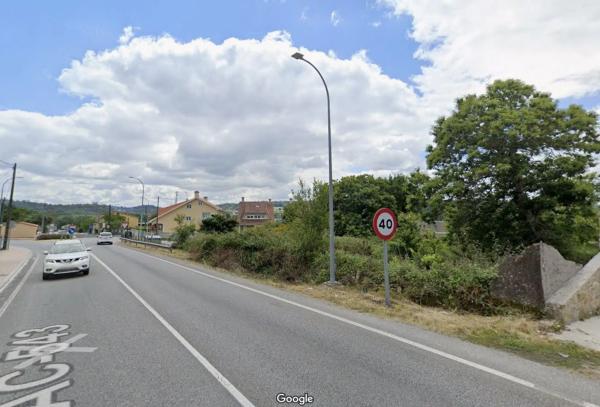 Terreno en calle de Muros