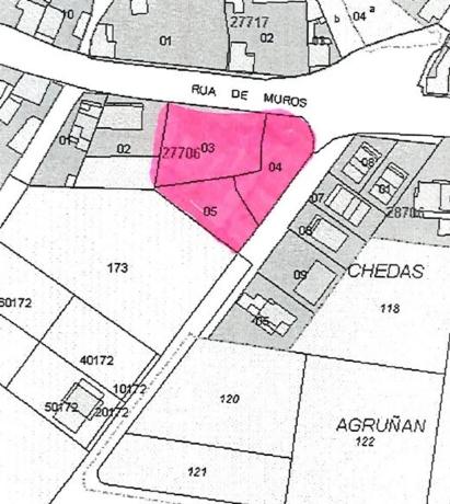 Terreno en calle de Muros
