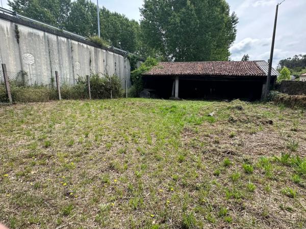 Terreno en calle de Vidán