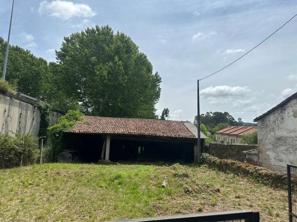Terreno en calle de Vidán