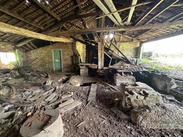 Terreno en calle de Vidán