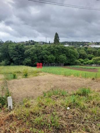 Terreno en calle de Amio