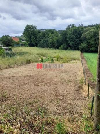 Terreno en calle de Amio