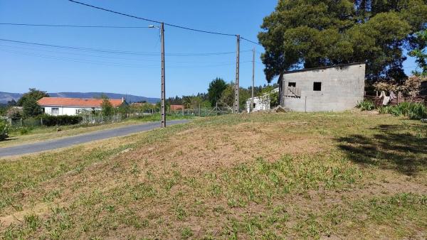 Terreno en Cornide, 770