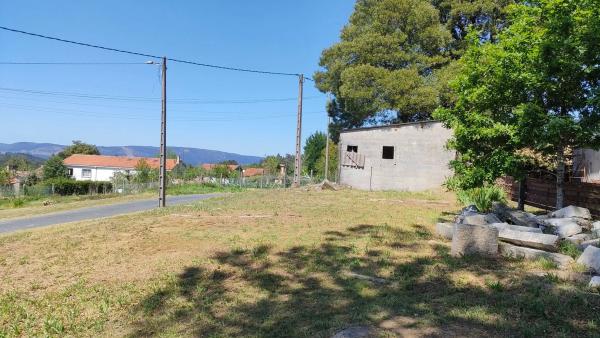 Terreno en Cornide, 770