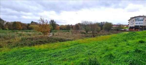 Terreno en calle Brañas de Atán