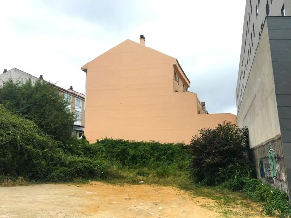 Terreno en calle Brañas de Atán