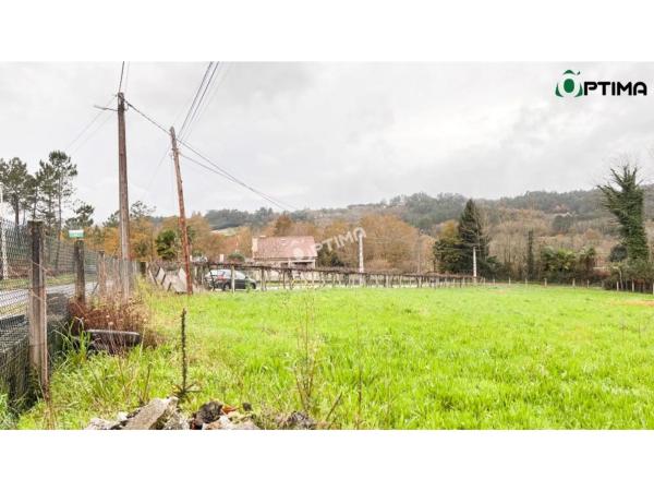 Terreno en via Lalín-Santiago, 8