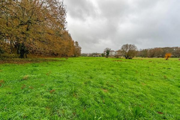 Terreno en calle Rueiro s/n