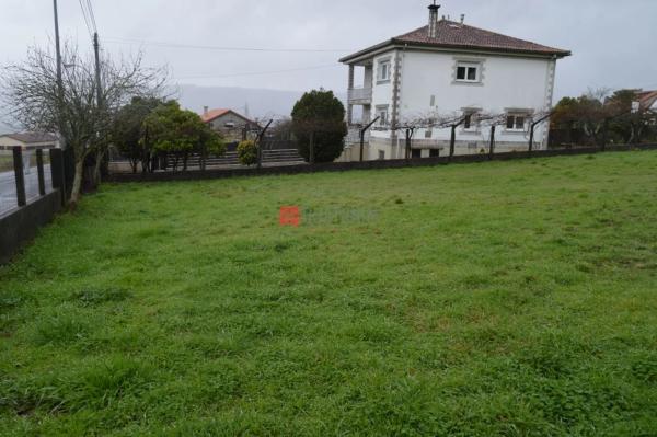 Terreno en Área de Ames