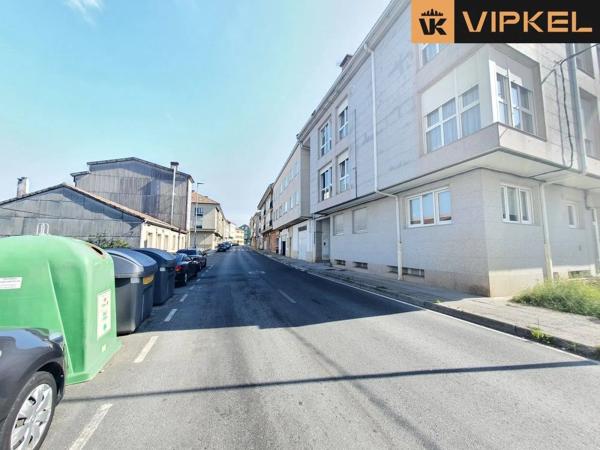 Terreno en calle da Estrada