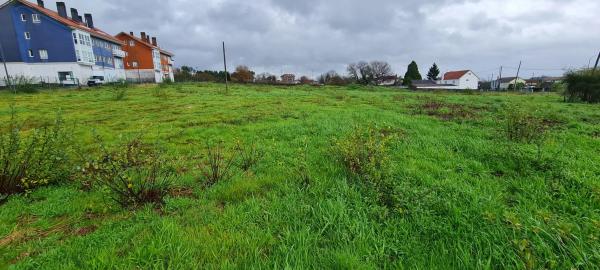 Terreno en calle da República Arxentina, 12