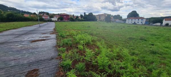 Terreno en Aldea Pedrouzos, 13