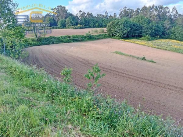 Terreno en Área de Ames