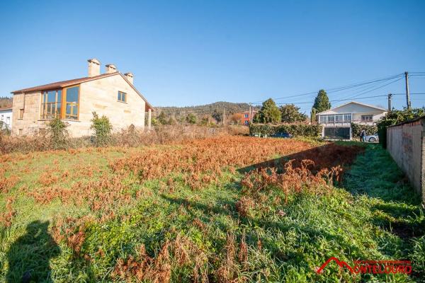 Terreno en calle Lameiras, 7