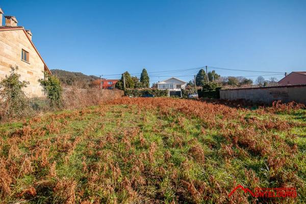 Terreno en calle Lameiras, 7