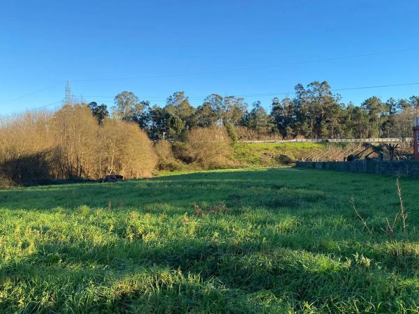 Terreno en Liñares