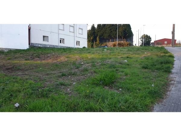 Terreno en calle do Ceo, 21