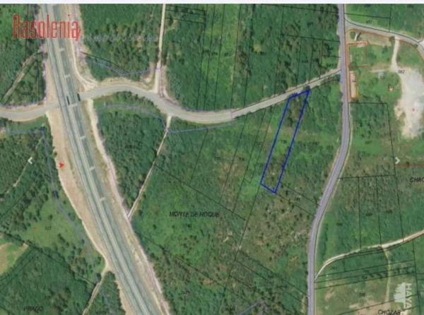 Terreno en Lugar Igrexa, 7