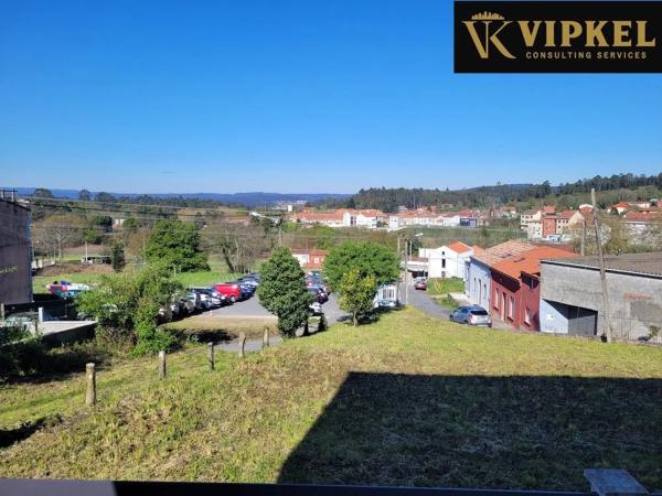 Terreno en calle Dos Chouchiños