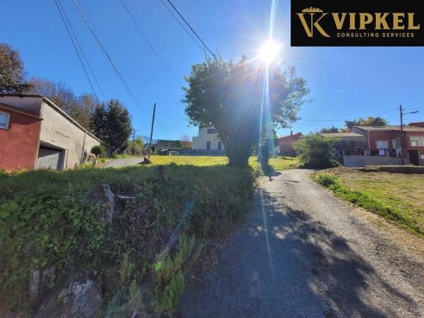 Terreno en calle Dos Chouchiños