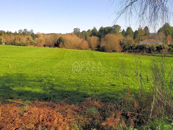 Terreno en calle do Piñeiro de Villestro