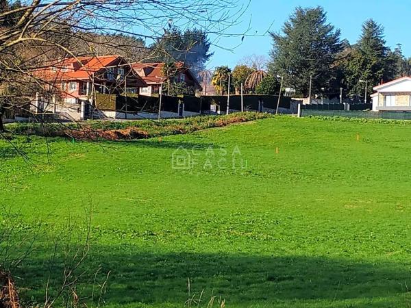 Terreno en calle do Piñeiro de Villestro