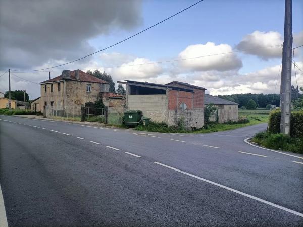 Terreno en Lugar Oleiros, 18