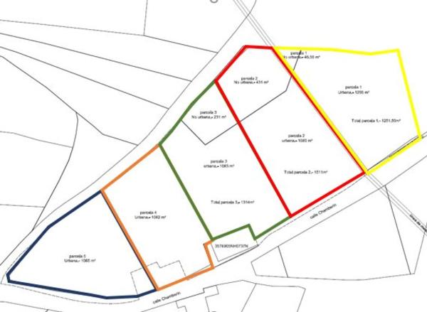 Terreno en calle Chamberin, 18