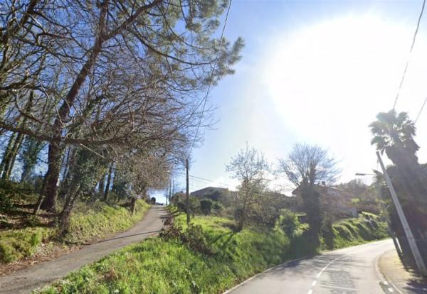 Terreno en calle da Pena