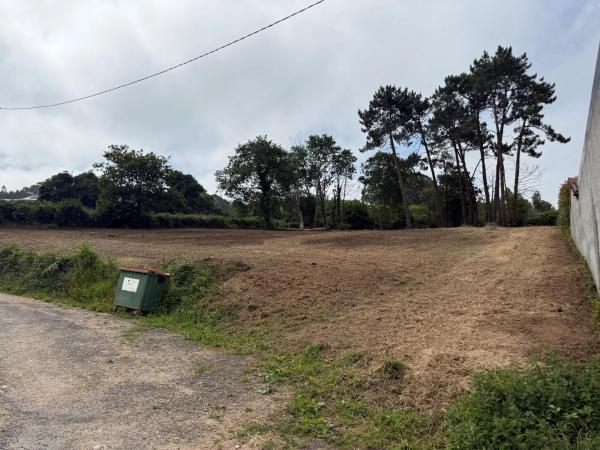 Terreno en travesía de Arteixo