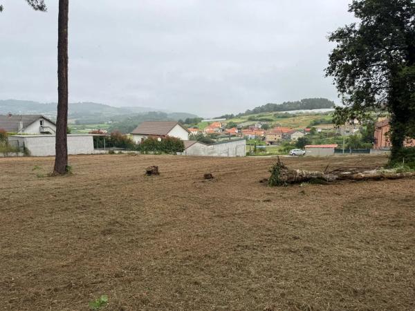 Terreno en travesía de Arteixo