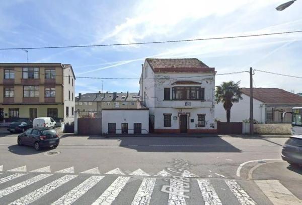 Terreno en avenida Rosalía Castro