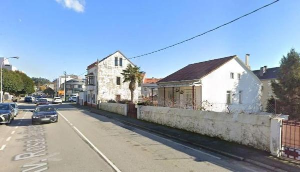 Terreno en avenida Rosalía Castro