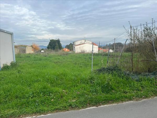 Terreno en Parroquia Osedo, 86
