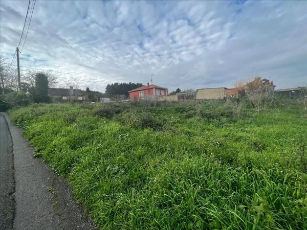 Terreno en Parroquia Osedo, 86